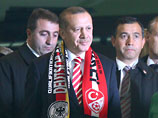 Турция намерена включиться в борьбу за право проведения чемпионата Европы по футболу 2020 года и выиграть ее, об этом заявил премьер-министр страны Тайип Эрдоган