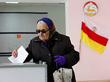 В Южной Осетии, где в минувшее воскресенье состоялись повторные выборы президента республики, местный Центризбирком обработал 100% бюллетеней