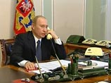 Расмуссен при этом подтвердил, что саммита Россия - НАТО в Чикаго, скорее всего, не будет. "Я лично беседовал с премьер-министром Путиным, когда поздравлял его по телефону с избранием на пост президента, - сказал он