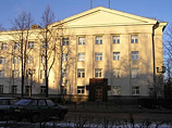 Поправка была внесена на позапрошлом заседании заксобрания членами фракции ЛДПР еще три месяца назад, но на прошлом заседании ее рассмотрение было отложено инициаторами из-за близости выборов Поправка была внесена на позапрошлом заседании заксобрания членами фракции ЛДПР еще три месяца назад, но на прошлом заседании ее рассмотрение было отложено инициаторами из-за близости выборов