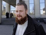 Отец организатора московских митингов, обвиненного в убийстве: у сына есть алиби Отец организатора московских митингов, обвиненного в убийстве: у сына есть алиби