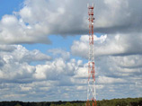 В компании Tele2 настаивают, что могут запустить сеть LTE на имеющихся у них частотах 1800 МГц (сейчас используются для 2G). Против выступает консорциум 4G (МТС, "МегаФон", "Вымпелком" и "Ростелеком") В компании Tele2 настаивают, что могут запустить сеть LTE на имеющихся у них частотах 1800 МГц (сейчас используются для 2G). Против выступает консорциум 4G (МТС, "МегаФон", "Вымпелком" и "Ростелеком")