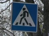 В подмосковном Чехове машина сбила женщину с маленькой дочерью В подмосковном Чехове машина сбила женщину с маленькой дочерью