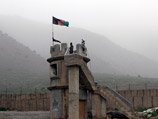 Афганский полицейский расстрелял девятерых спящих сослуживцев и скрылся с их оружием