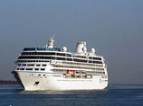 На круизном лайнере Azamara Quest, который из-за пожара лег в дрейф в субботу утром у берегов Филиппин, находятся двое россиян На круизном лайнере Azamara Quest, который из-за пожара лег в дрейф в субботу утром у берегов Филиппин, находятся двое россиян