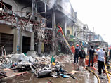 Количество погибших в результате серии взрывов на юге Таиланда в субботу достигло 15, ранены более 340 человек