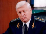 Генеральный прокурор Украины Виктор Пшонка разрешил лечение осужденной экс-премьера страны Юлии Тимошенко за пределами колонии, в которой она отбывает срок по "газовому делу" Генеральный прокурор Украины Виктор Пшонка разрешил лечение осужденной экс-премьера страны Юлии Тимошенко за пределами колонии, в которой она отбывает срок по "газовому делу"