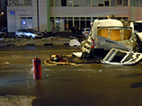 На московском перекрестке взорвался и сгорел микроавтобус (ФОТО)