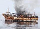 Американцы расстреляли и затопили "корабль-призрак" из Японии (ФОТО, ВИДЕО)