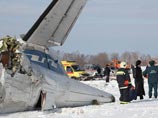 Самолет ATR-72-200 авиакомпании "ЮТэйр", выполнявший рейс Тюмень-Сургут, упал утром 2 апреля при взлете в 40 км от аэропорта "Рощино"