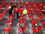 Кульминацией памятных мероприятий станет концерт в столице, Сараево, где оркестр будет выступать перед пустыми стульями - их будет 11 541 - именно столько человек, по официальным данным, погибло во время осады Сараево войсками боснийских сербов