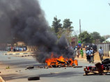 По меньшей мере 20 человек погибли, десятки ранены в воскресенье в результате подрыва автомобиля в городе Кадуна в центральной Нигерии