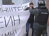 Удальцов и несколько его соратников, напомним, были задержаны сегодня утром недалеко от здания Госдумы, куда они направлялись для участия в несанкционированной акции "Белая дума"