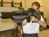 Россия может соревноваться с западными странами в создании лучевого, физического, волнового, генного и психофизического оружия, так как такие виды экзотического воздействия на противника не подпадают ни под какие запретительные международные конвенции Россия может соревноваться с западными странами в создании лучевого, физического, волнового, генного и психофизического оружия, так как такие виды экзотического воздействия на противника не подпадают ни под какие запретительные международные конвенции
