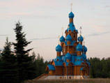 Эта церковь была построена для духовного окормления космонавтов, которых на орбите подстерегают многие опасности, в том числе потустороннего характера Эта церковь была построена для духовного окормления космонавтов, которых на орбите подстерегают многие опасности, в том числе потустороннего характера