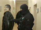Напомним, предполагаемые исполнители этого преступления Адам Осмаев и Илья Пьянзин были арестованы на Украине. В свою очередь, для экстрадиции в Россию их арестовал Лефортовский райсуд, решение которого на днях оставил в силе Мосгорсуд Напомним, предполагаемые исполнители этого преступления Адам Осмаев и Илья Пьянзин были арестованы на Украине. В свою очередь, для экстрадиции в Россию их арестовал Лефортовский райсуд, решение которого на днях оставил в силе Мосгорсуд