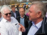 Кандидаты в мэры Шеин и Столяров сошлись лицом к лицу и устроили перепалку в Астрахани Кандидаты в мэры Шеин и Столяров сошлись лицом к лицу и устроили перепалку в Астрахани