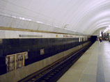 Опасное метро: в Москве назвали возможную причину ЧП с эскалатором, а в Петербурге вспомнили неуправляемый поезд