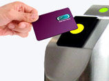 Оплачивать проезд банковской картой можно будет не только в метро, но и в наземном транспорте Москвы