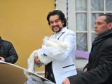 Киркоров "всех прощает" за скандал с крещением, но все-таки обижается: "Это уж слишком" Киркоров "всех прощает" за скандал с крещением, но все-таки обижается: "Это уж слишком"