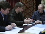 Премьер Чечни спешно вернулся из отпуска, чтобы опровергнуть отставку рассказом о горных лыжах