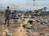 На борту лайнера находился 121 пассажир (в том числе 11 детей) и 6 членов экипажа На борту лайнера находился 121 пассажир (в том числе 11 детей) и 6 членов экипажа