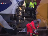 О погибших в результате катастрофы не сообщается. По официальным данным полиции, пострадали 125 пассажиров, большинство отделались ушибами и синяками