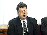 Александр Романов сегодня собрал пресс-конференцию, для того чтобы объявить: арбитражный суд признал законным решение совета директоров от 19 июня об отстранении от должности старого директора