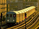 В США мужчина погиб, решив помочиться на рельсы метро