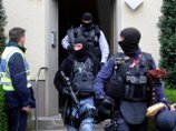 В германском Зигене угонщик машин устроил стрельбу, забаррикадировавшись в квартире В германском Зигене угонщик машин устроил стрельбу, забаррикадировавшись в квартире