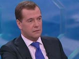 Помилованный повторил переданное ранее через адвоката свое намерение продолжать бороться за отмену приговора. Мохнаткин также подтвердил, что в прошении о помиловании "ни прямо, ни косвенно" не признавал своей вины Помилованный повторил переданное ранее через адвоката свое намерение продолжать бороться за отмену приговора. Мохнаткин также подтвердил, что в прошении о помиловании "ни прямо, ни косвенно" не признавал своей вины