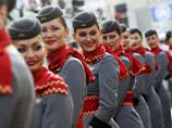 Самыми сексуальными женскими профессиями россияне считают стриптизершу, стюардессу и фотомодель