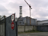 Сегодня, в день 26-й годовщины катастрофы на Чернобыльской АЭС, над четвертым энергоблоком станции начнется строительство нового саркофага