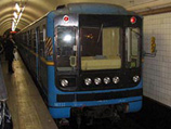 В киевском метро бросился под поезд и погиб один из ликвидаторов аварии на Чернобыльской АЭС, произошедшей ровно 26 лет назад