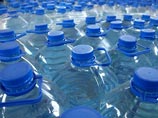 Есть данные, что некоторые беспринципные коммерсанты в три раза взвинтили цены на питьевую бутилированную воду в оставшихся без централизованного водоснабжения городах Свирск, Черемхово и поселке Михайловка