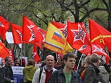 Организаторы майских акций протеста решили отказаться от заявленной ранее и согласованной с мэрией акции 1 мая в Москве, говорится в заявлении, распространенном в четверг