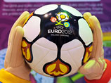УЕФА не будет отбирать у Украины Евро-2012 из-за терактов в Днепропетровске