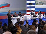 С инициативой создания ОНФ Владимир Путин выступил 6 мая 2011 года на межрегиональной конференции партии "Единая Россия" в Волгограде