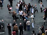 После взрыва и пожара на митинге в Ереване людям запрещали покидать оцепленную площадь (ВИДЕО)