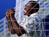 В возрасте 48 лет умер лучший бомбардир в истории футбольной сборной Нигерии В возрасте 48 лет умер лучший бомбардир в истории футбольной сборной Нигерии