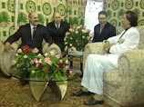 "Муаммар Каддафи мне лично об этом рассказывал, когда в Минск приезжал", - заявил Лукашенко, отвечая на вопросы белорусских парламентариев