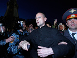 После задержания на "Марше миллионов" все трое были оштрафованы, а в ночь на 9 мая Удальцова и Навального снова задержали в центре города