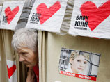 Ради лечения Тимошенко за границей можно поменять законы, признал премьер Украины Азаров