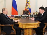 Владимир Путин и Игорь Холманских, 18 мая 2012 года Владимир Путин и Игорь Холманских, 18 мая 2012 года