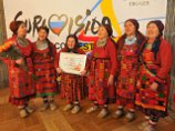 "Бурановские бабушки" устроили вечеринку для участников "Евровидения" "Бурановские бабушки" устроили вечеринку для участников "Евровидения"