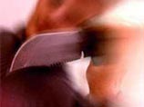 В Москве полиция ищет мужчину с тесаком и плюшевым мишкой, который ранил возле метро супругов-спецназовцев В Москве полиция ищет мужчину с тесаком и плюшевым мишкой, который ранил возле метро супругов-спецназовцев