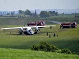 В Чехии совершил аварийную посадку российский военный самолет Ан-30. Он приземлился на аэродроме города Часлав, недалеко от Праги. В ходе посадки самолет загорелся