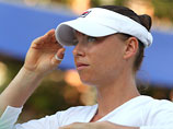 Вера Звонарева из-за травмы снялась с Roland Garros Вера Звонарева из-за травмы снялась с Roland Garros