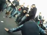 За избиение омоновца на Болотной арестованы двое. Ресторатора Лузянина опознали по росту, глазам и бицепсам (ВИДЕО) За избиение омоновца на Болотной арестованы двое. Ресторатора Лузянина опознали по росту, глазам и бицепсам (ВИДЕО)