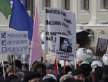 Желание людей протестовать - это нормальное явление, уверен глава государства, однако необходимо, по его мнению, приблизить российское законодательство к европейским нормам